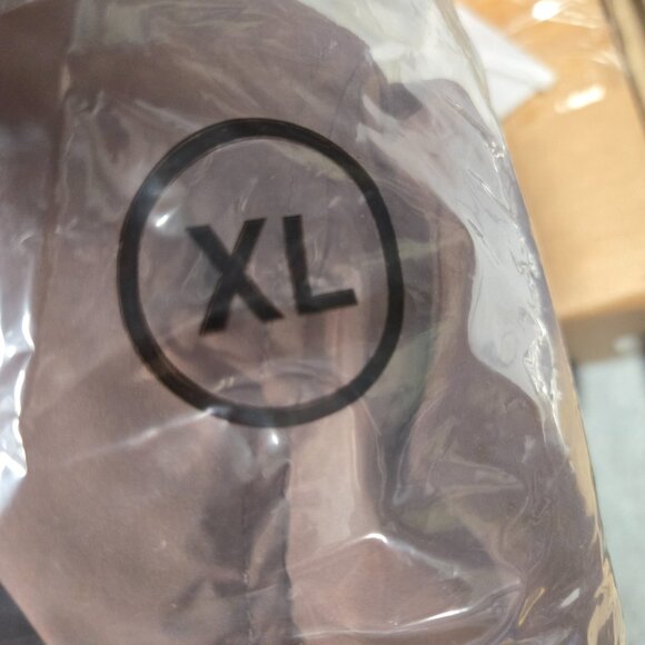 COAT - Picture 3 of 4